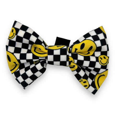 Happy Squares - Bow Tie